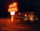 [Photo of Modernaire Motel]